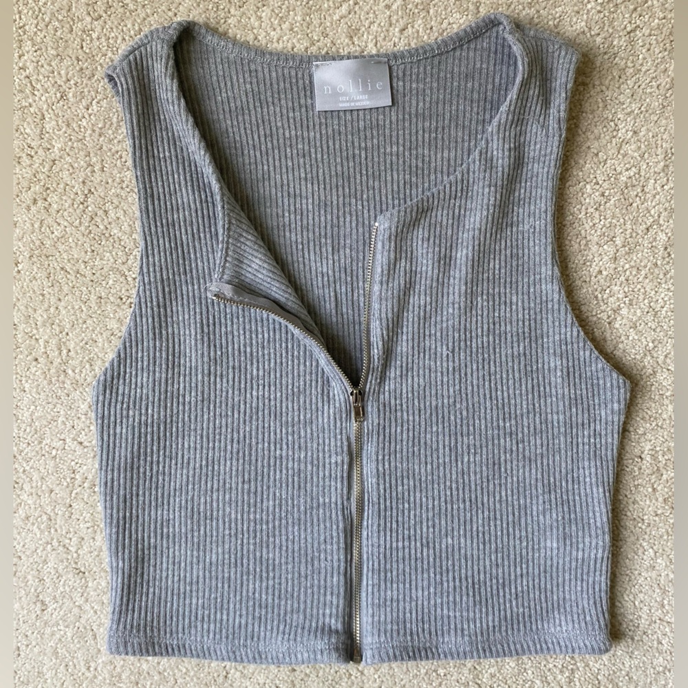Ribbed Crop Top with Zipper Front - Picture 3 of 6